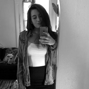 Meet your Posher, Hannah